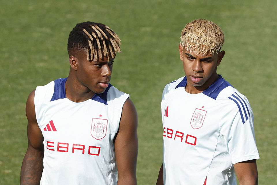 车子老铁666！米兰首发3人是切尔西旧将，替补的菲利克斯同样建功