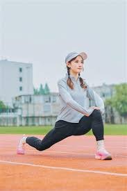 快船惨遭18分逆转！登卡空砍54分 近19战16败跌至西部倒数第二